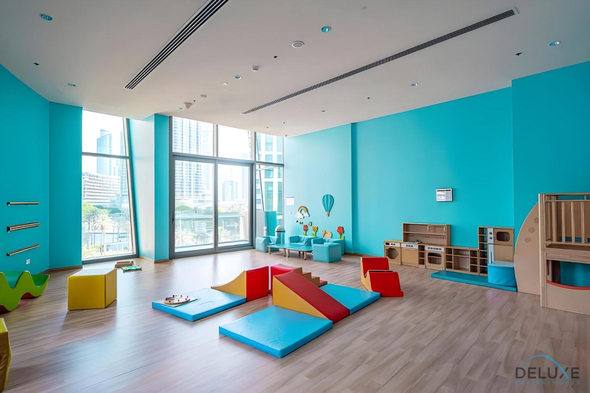 Gorgeous 2br In Burj Vista Tower 1 Downtown By Deluxe Dubai