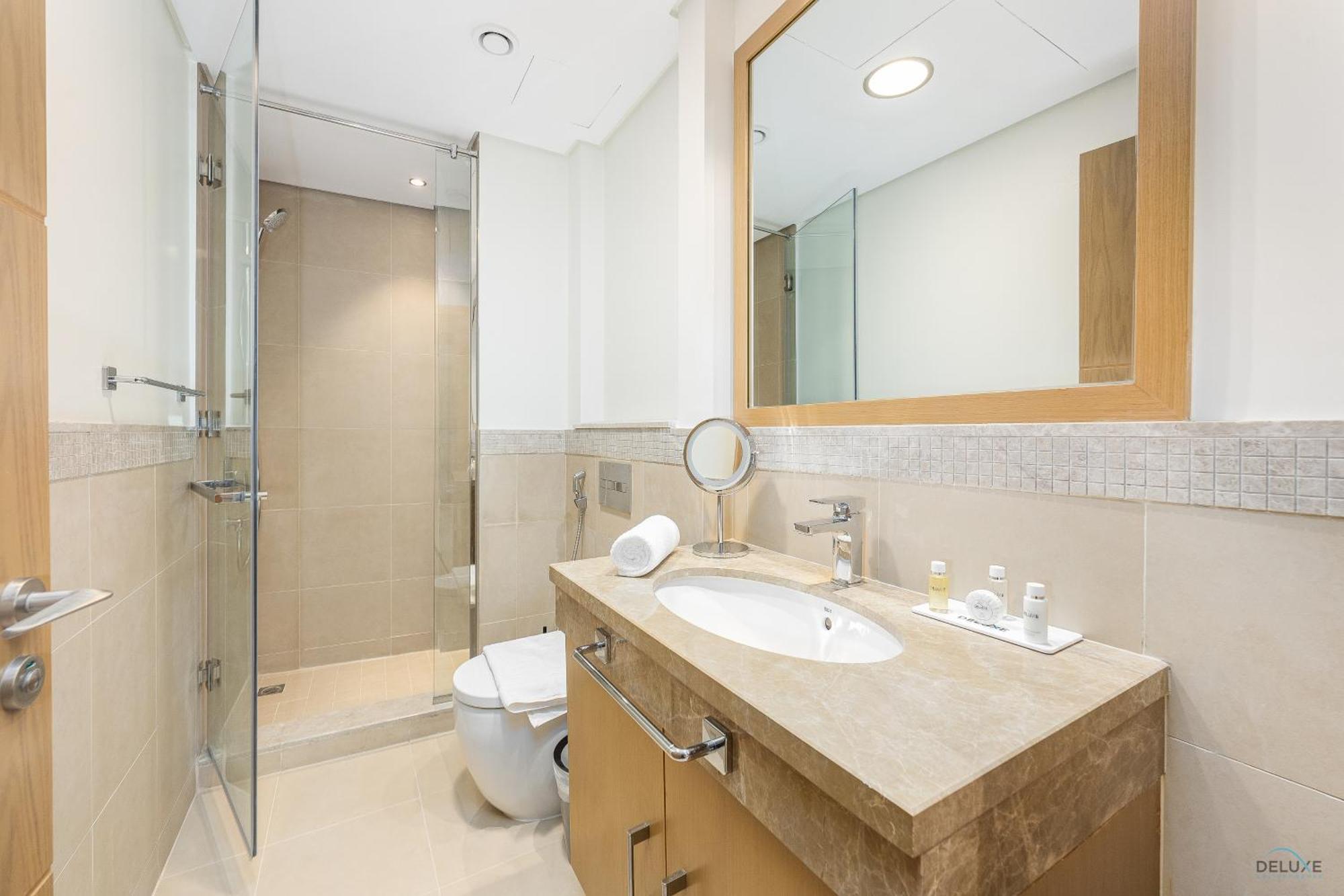 Gorgeous 2br In Burj Vista Tower 1 Downtown By Deluxe * Dubai