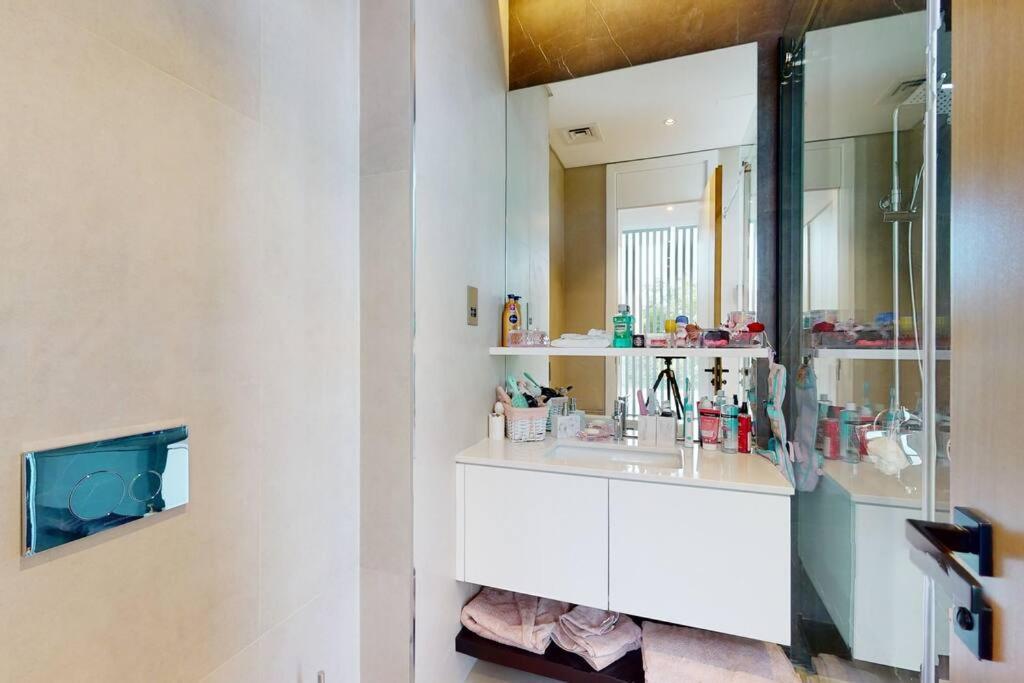 Villa Luxurious 5 Bed - Al Barari *