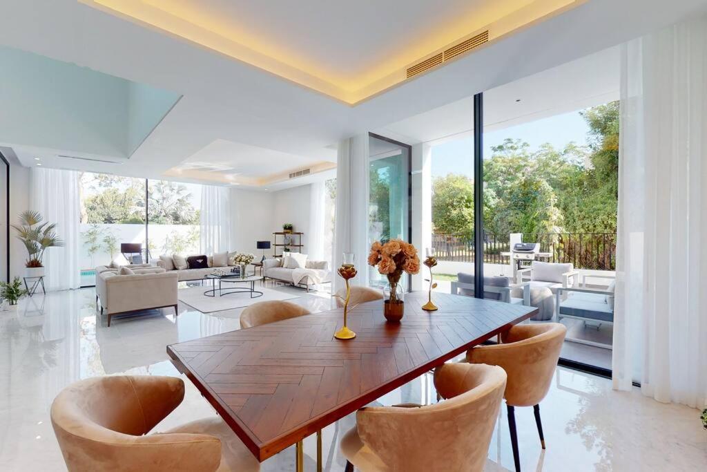Luxurious 5 Bed - Al Barari Dubai