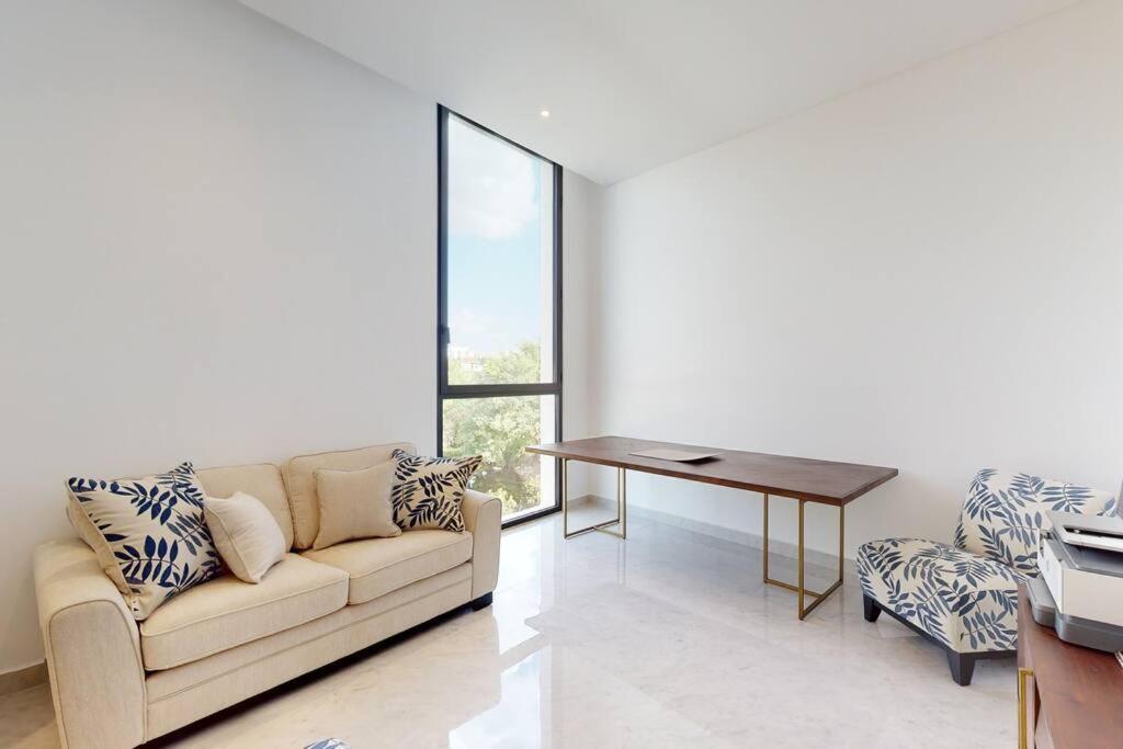 Luxurious 5 Bed - Al Barari Villa