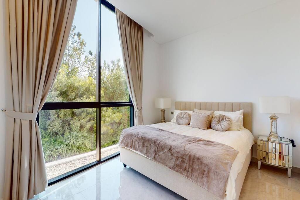 Luxurious 5 Bed - Al Barari