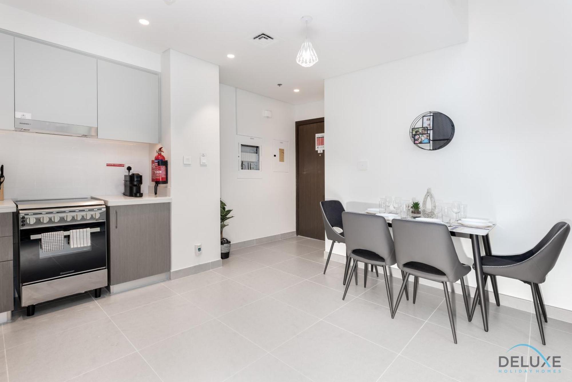 Apartment Beautiful 1br At Tower 2 Downtown By Deluxe Homes Dubai