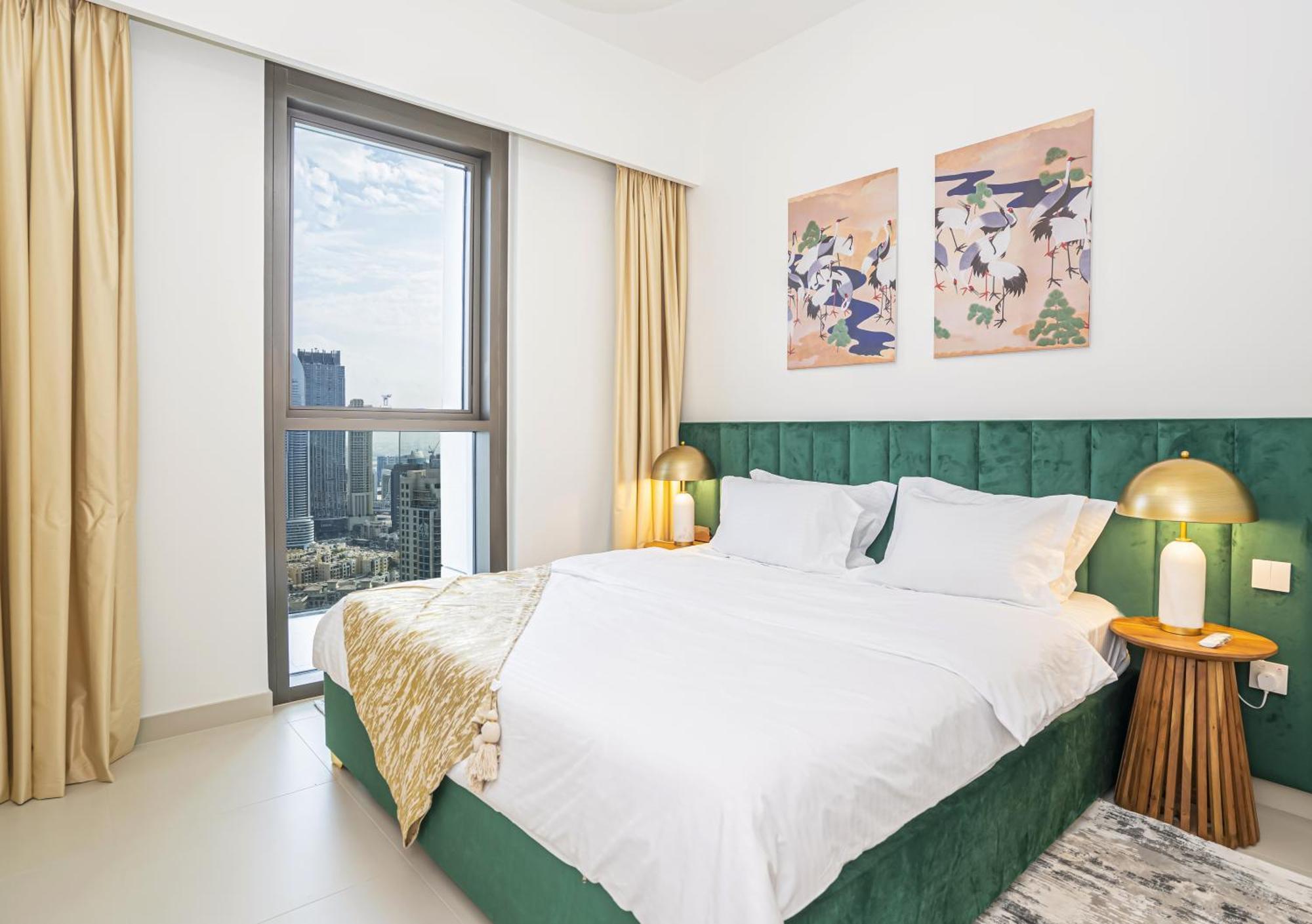 Floor With Burj Khalifa Views And Full Downtown Views171bc-2 *
