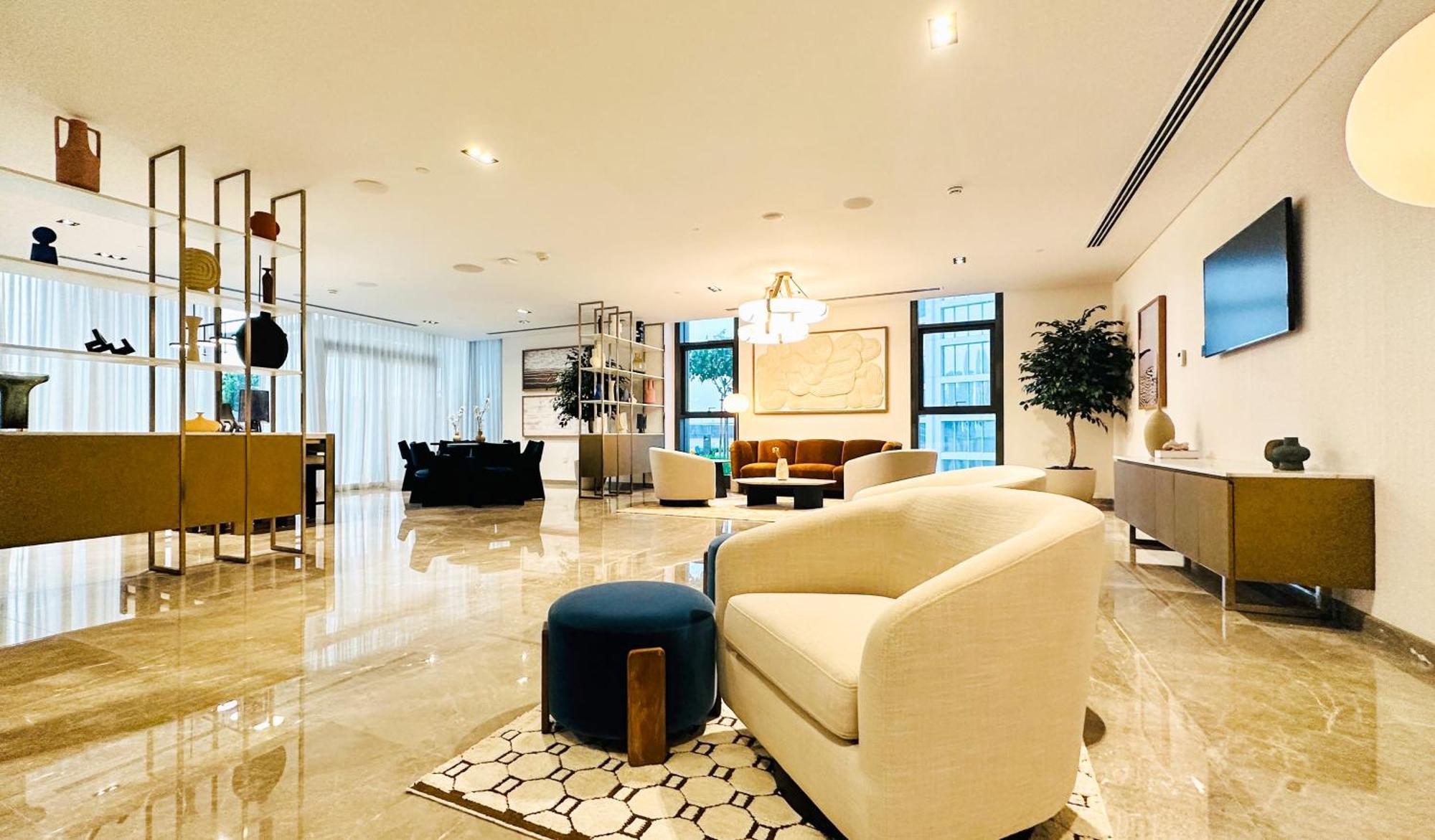 Apartment Floor With Burj Khalifa Views And Full Downtown Views171bc-2