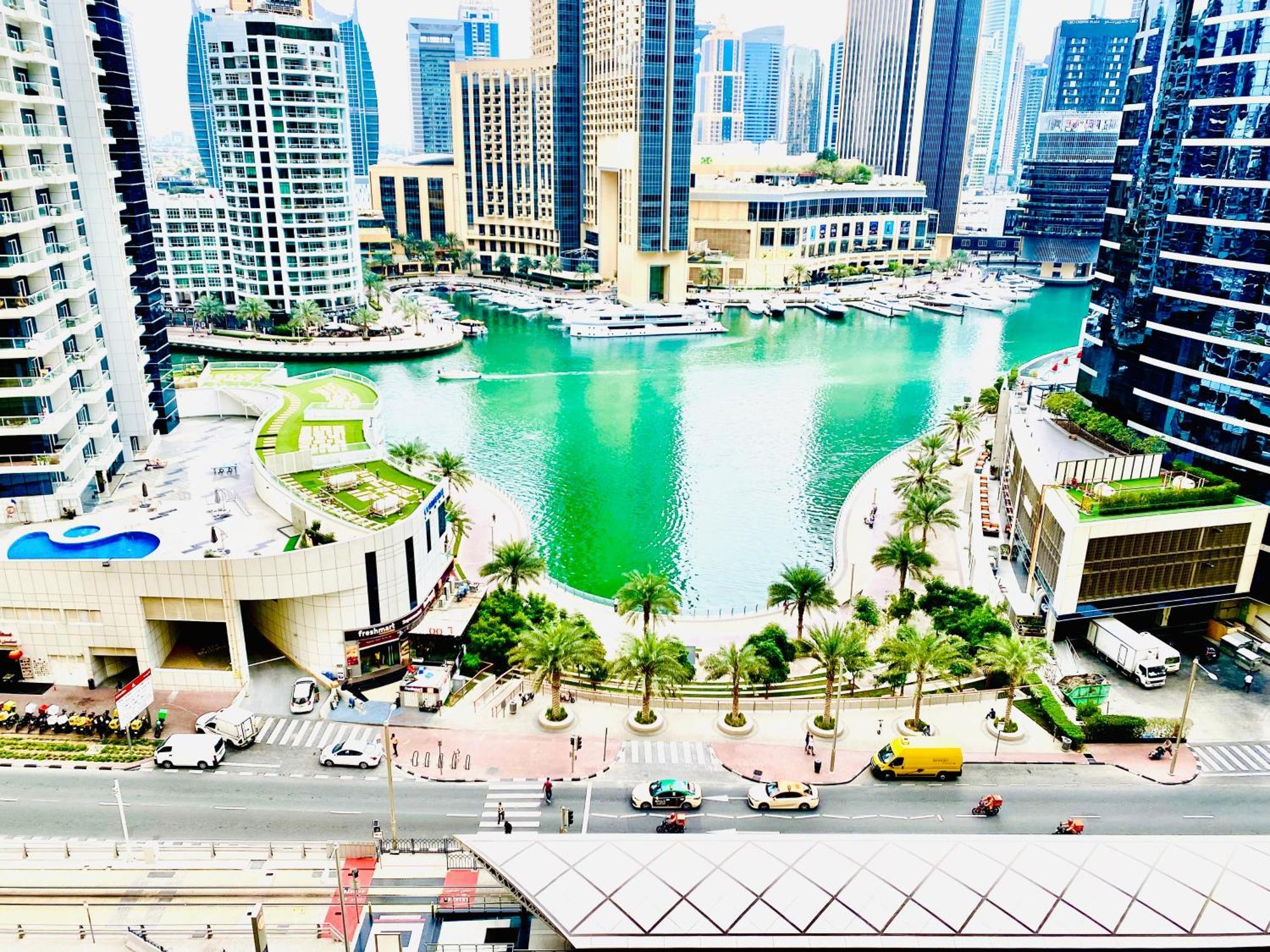 Living Jbr *