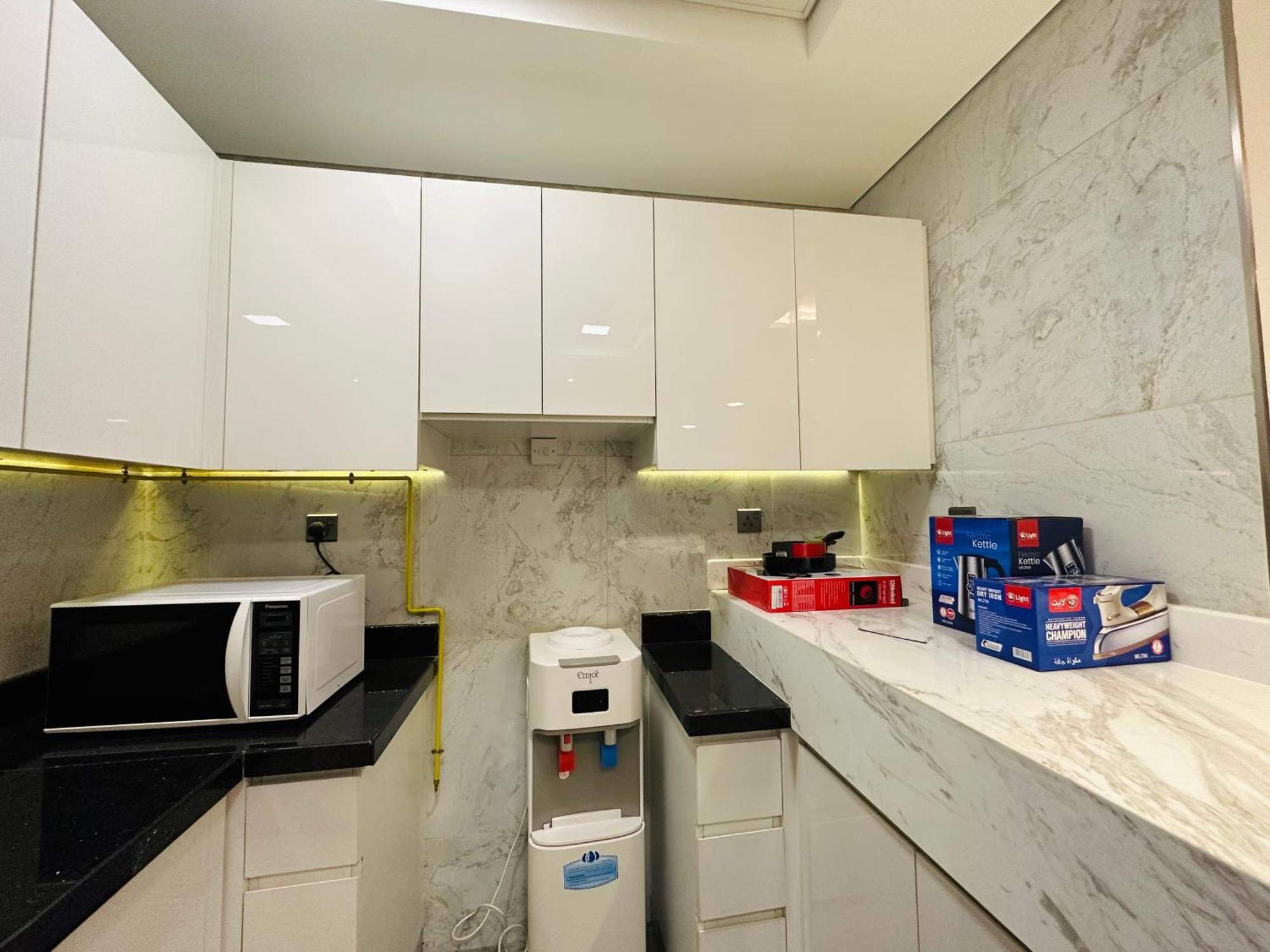 Apartment Oval Tower *