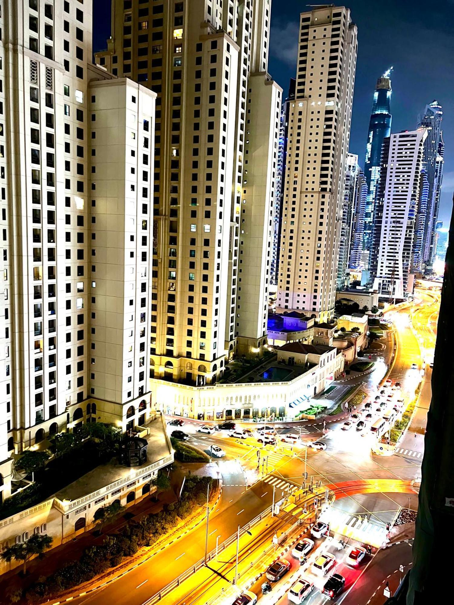 Elegant King Bed Brand New 1 Bhk Marina Bay Daire *