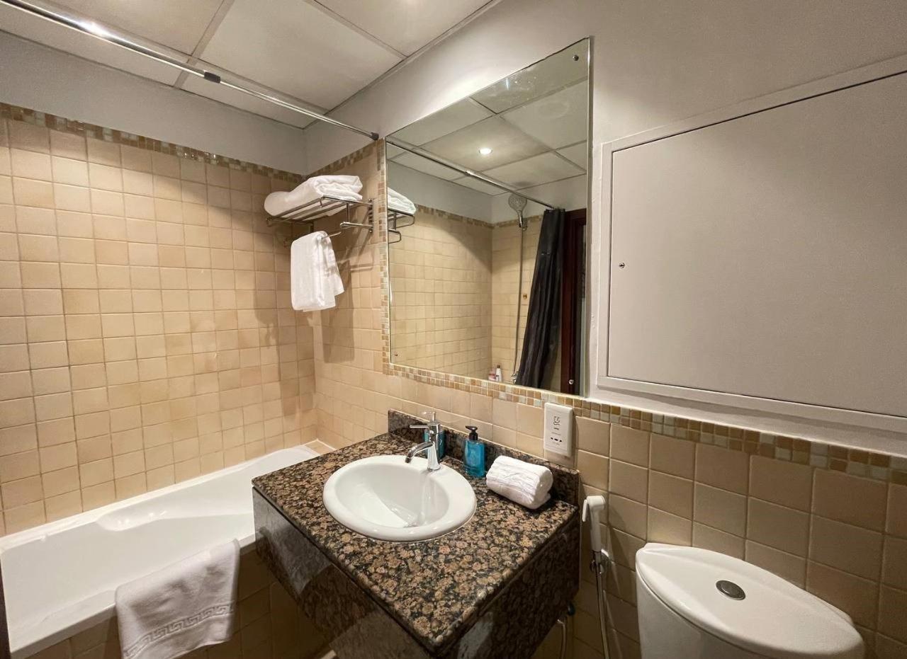 Luxury Jbr , Beach , Pool , Parking *