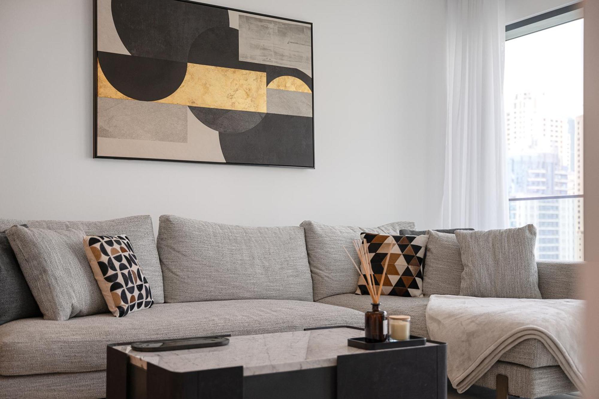 Luxury Living At Vida Marina & Yacht Club Apartment Dubai