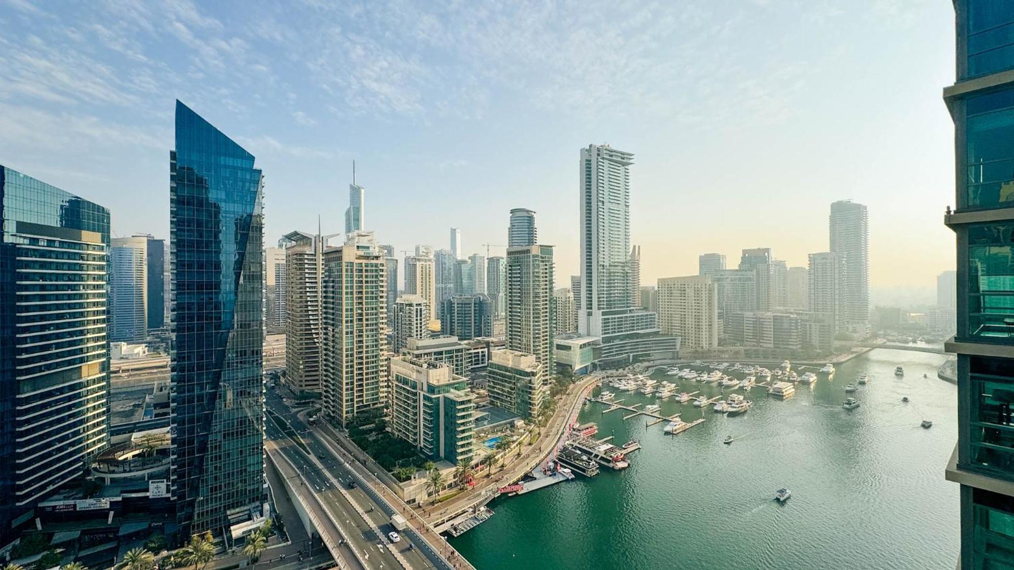 Jbr Marvel: 2br Marina Oasis - Prime Location! Daire *