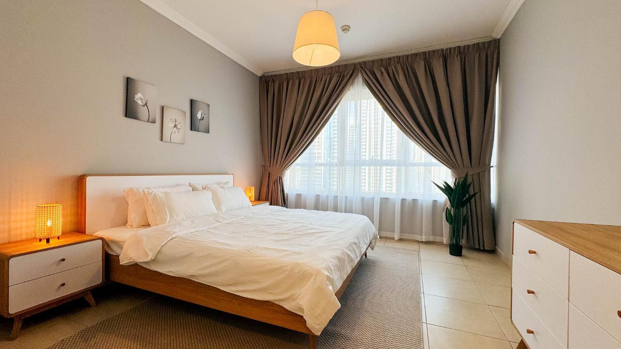 Daire Jbr Marvel: 2br Marina Oasis - Prime Location!