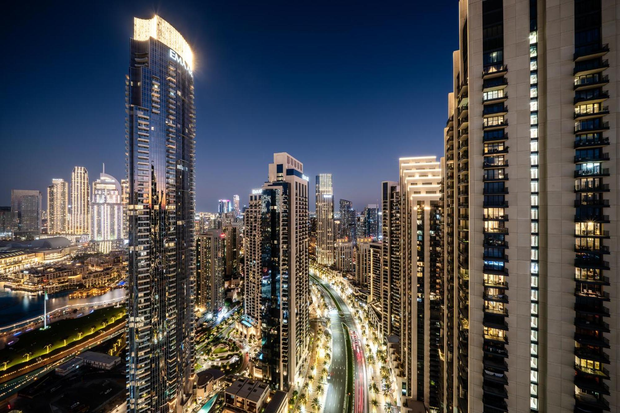 Apartment Sky-high Gem: Burj Khalifa & Fountain View Dubai