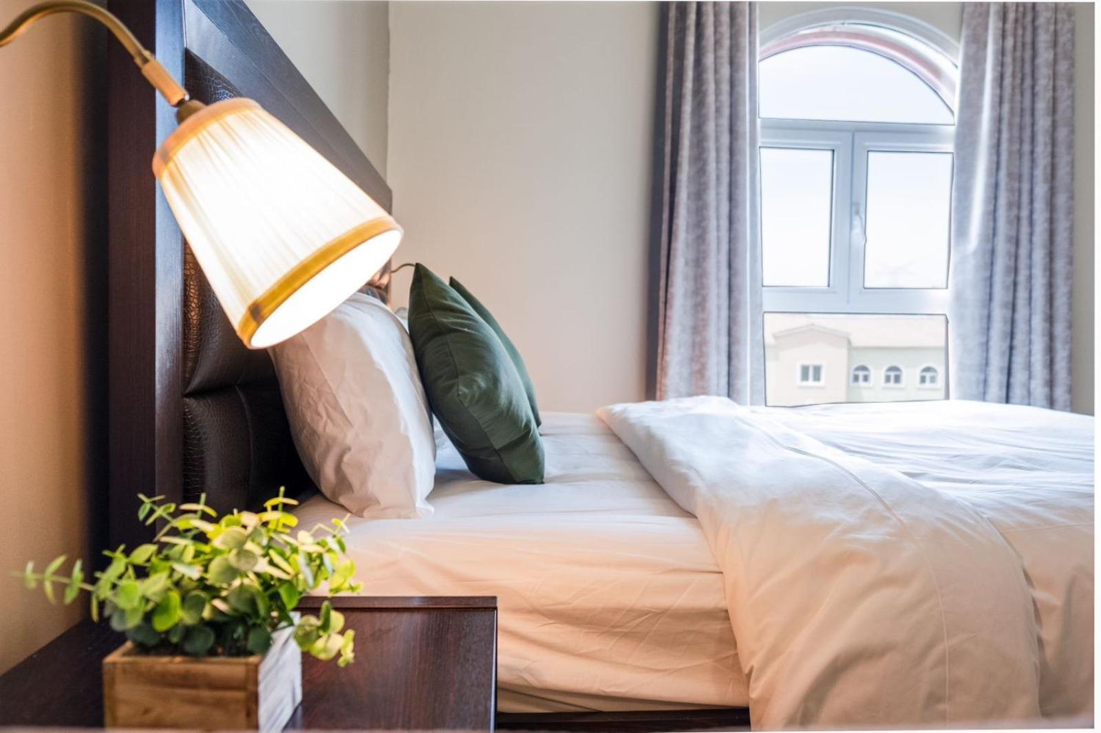 Apartment Brand New Studio In Discovery Garden 401 *