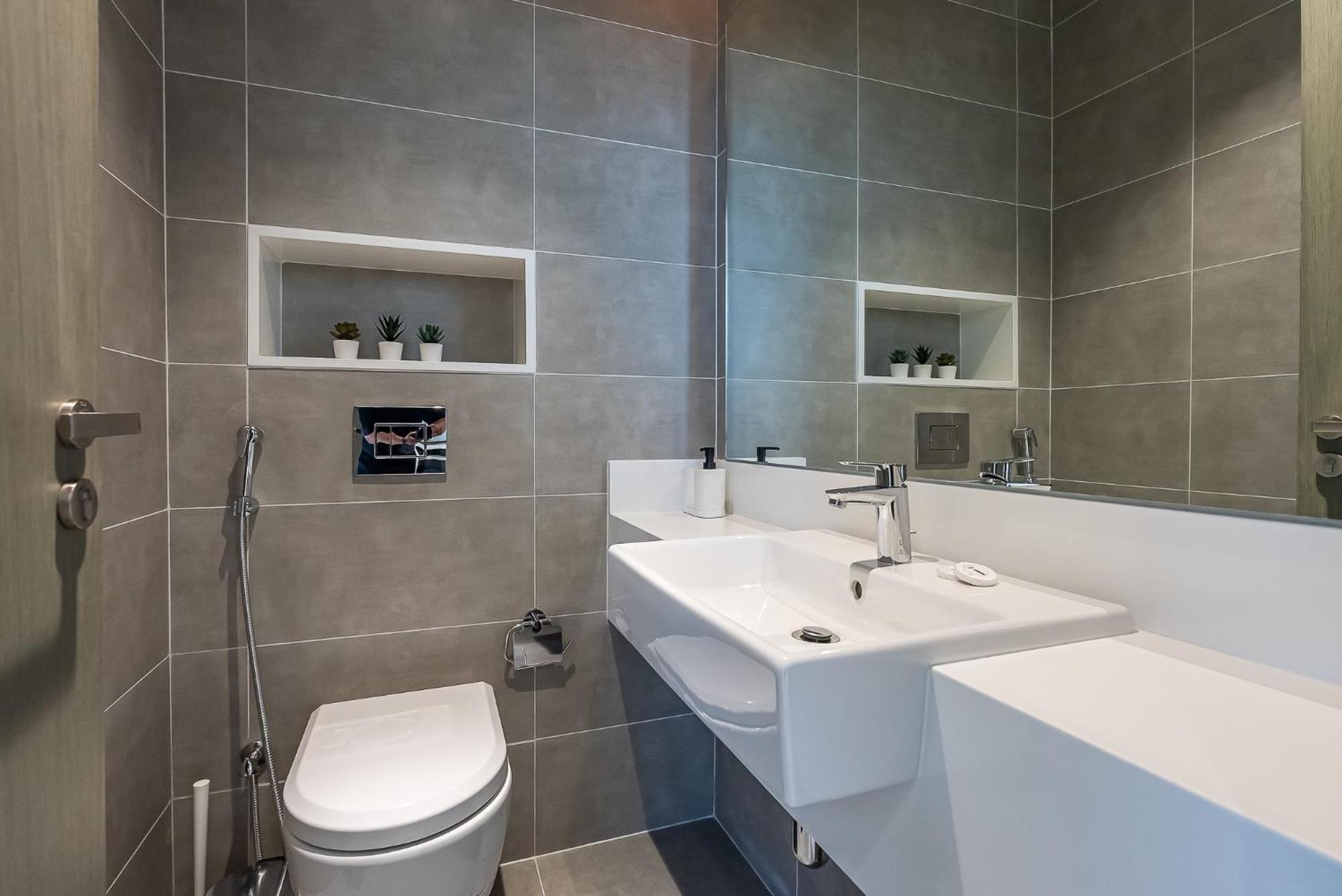 12 I District One I Lagoons I 1 Bedroom Apartment *