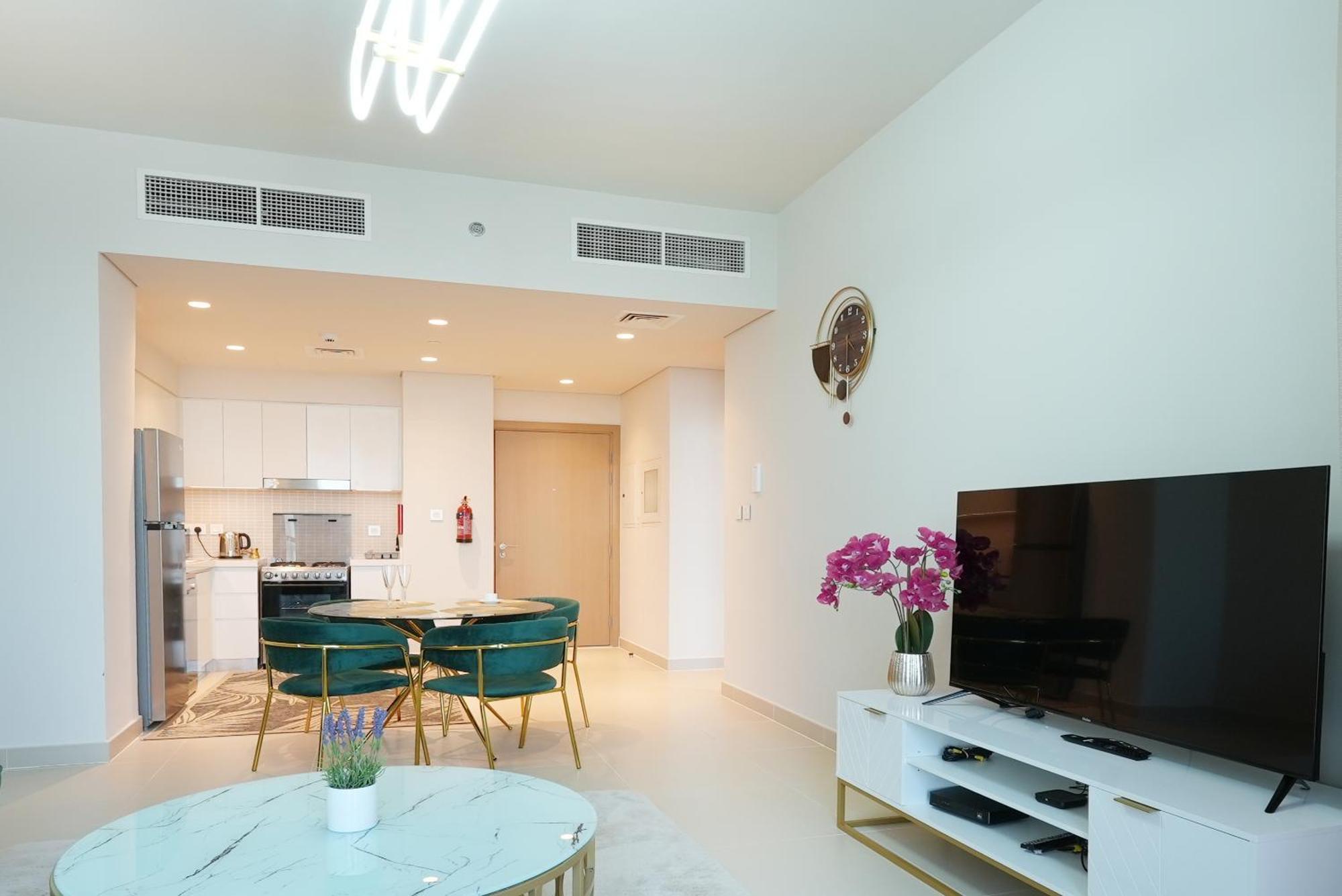 Brown Stone Creek Apartment