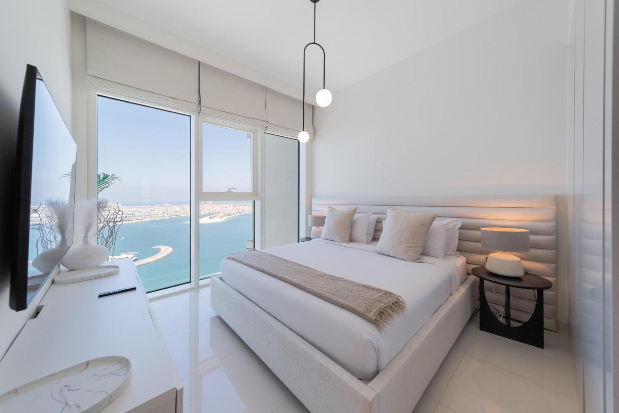 Eden's Homes & - Sunrise Bay Emaar Beachfront Apartment Dubai