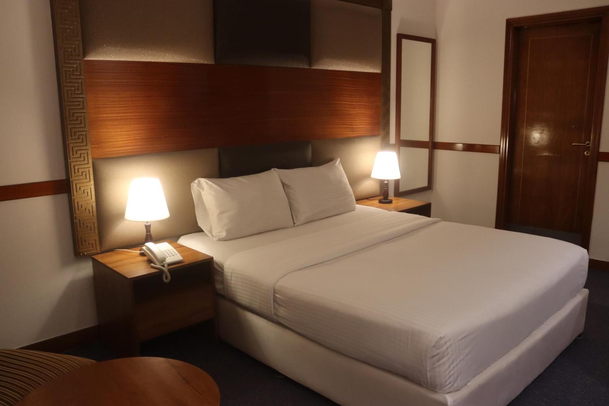 Gss Avenue Hotel Ex Delmon Hotel 3* Dubai