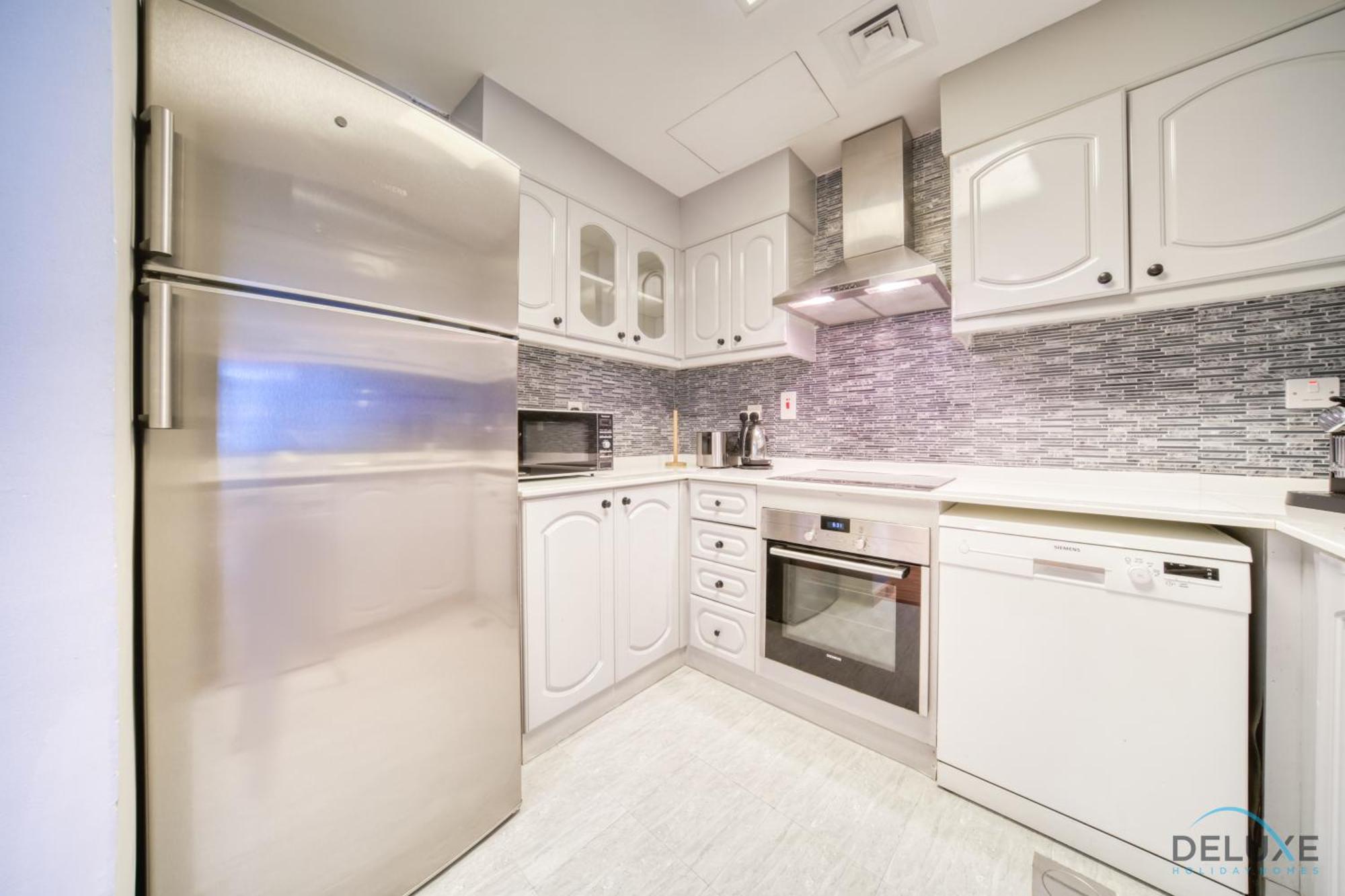 Contemporary 1br At Marina Terrace Tower Marina By Deluxe Homes Apartment Dubai