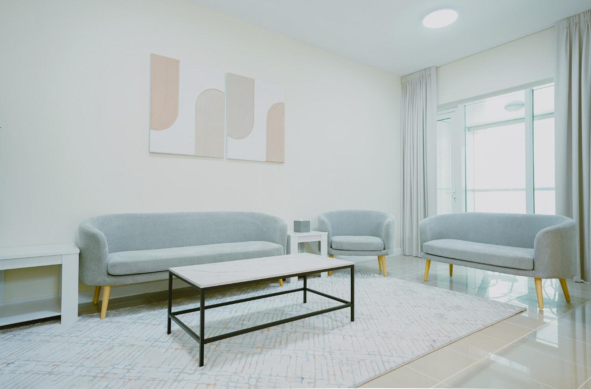 Citihome - Contemporary 1br With Marina Glimpse Holiday home