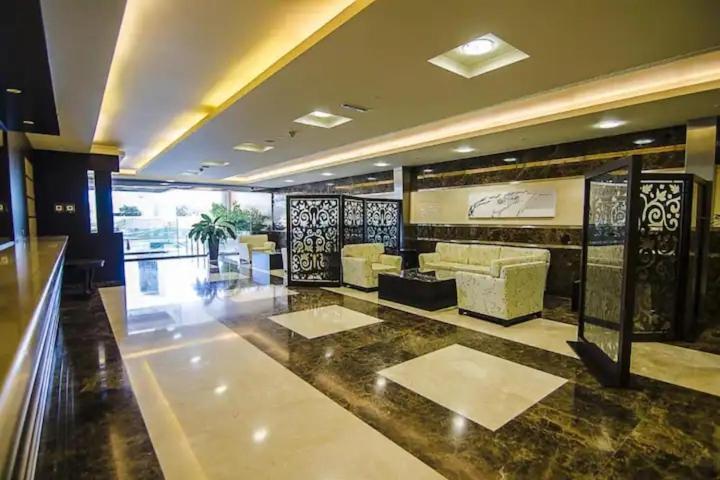 Stunning 1 Bedroom In Marina Daire