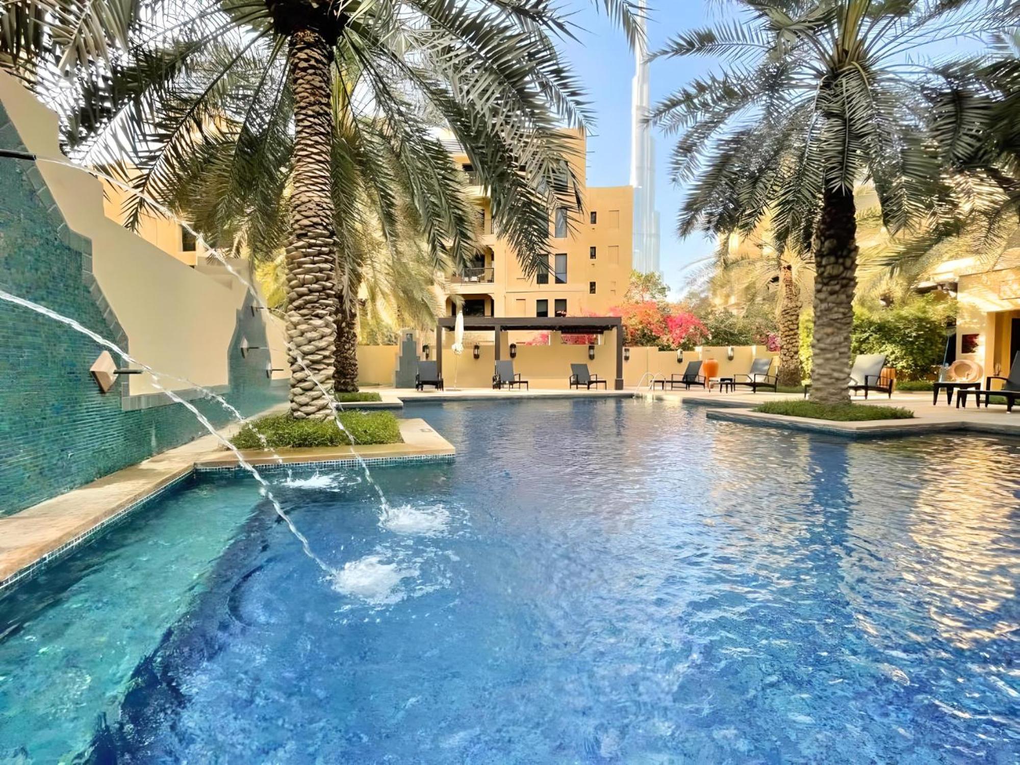 Downtown Gem - 2br Near Mall And Burj Khalifa Daire Dubai