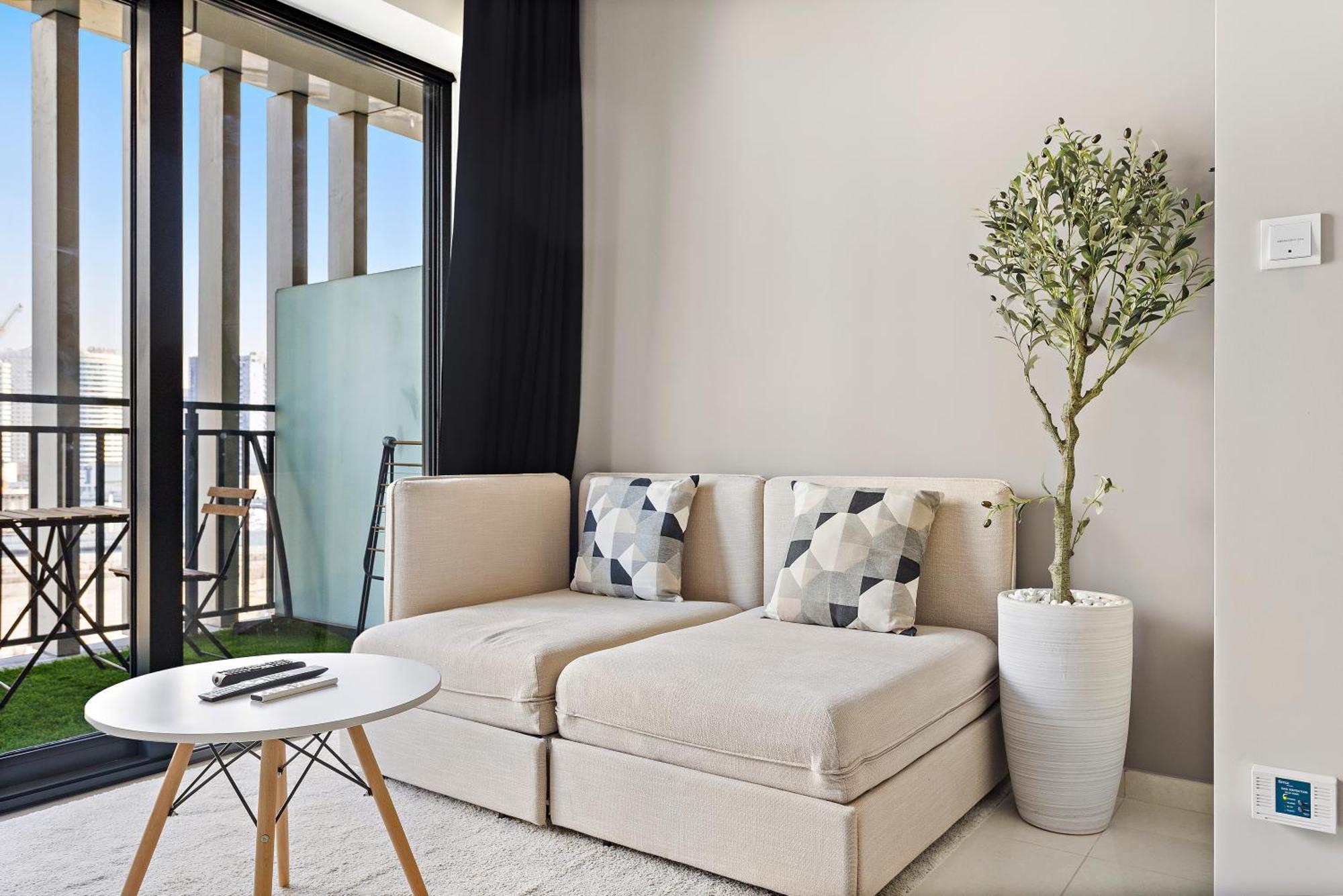Stunning 1br Business Bay Dubai