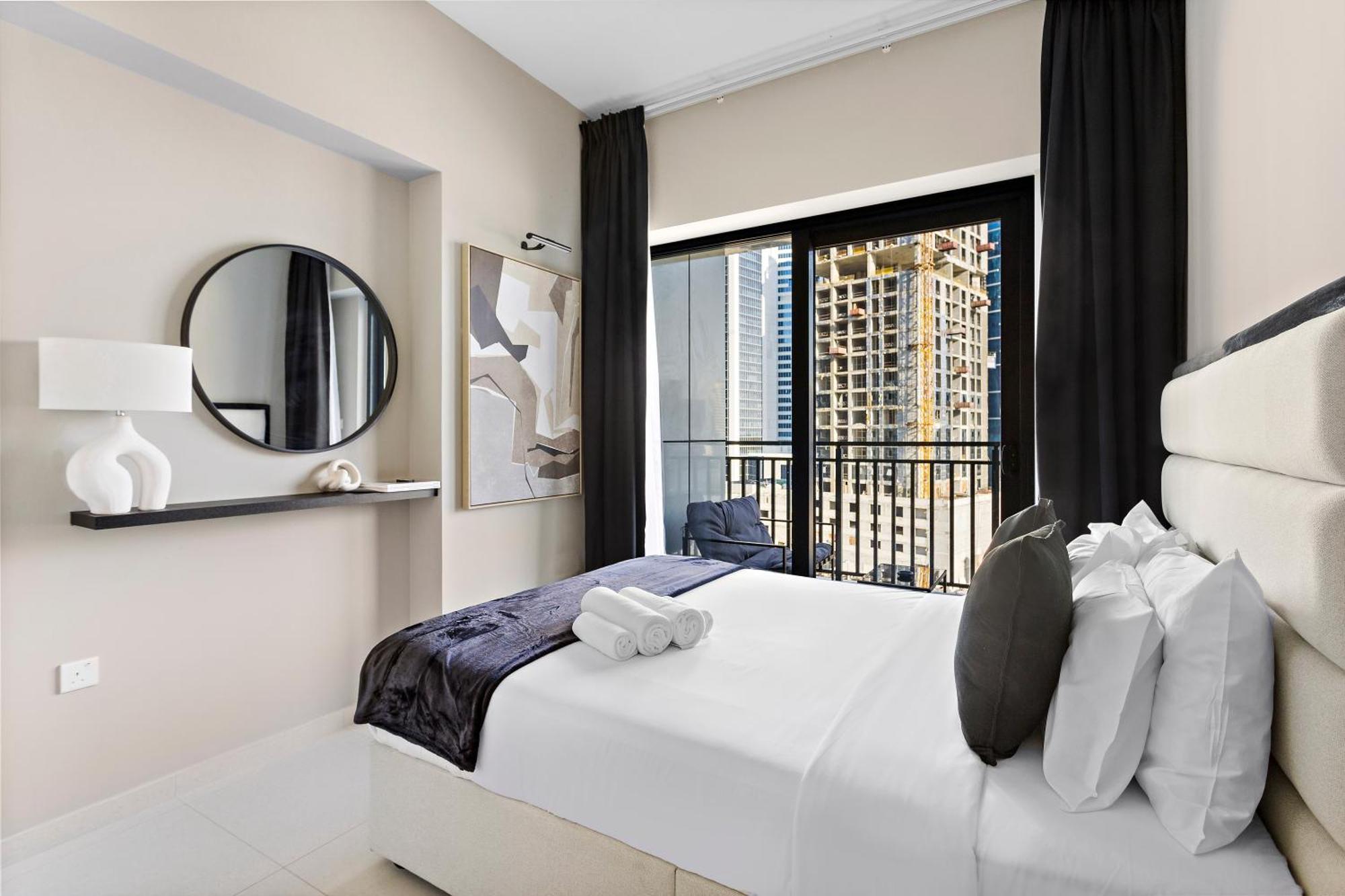 Stunning 1br Business Bay Apartment Dubai