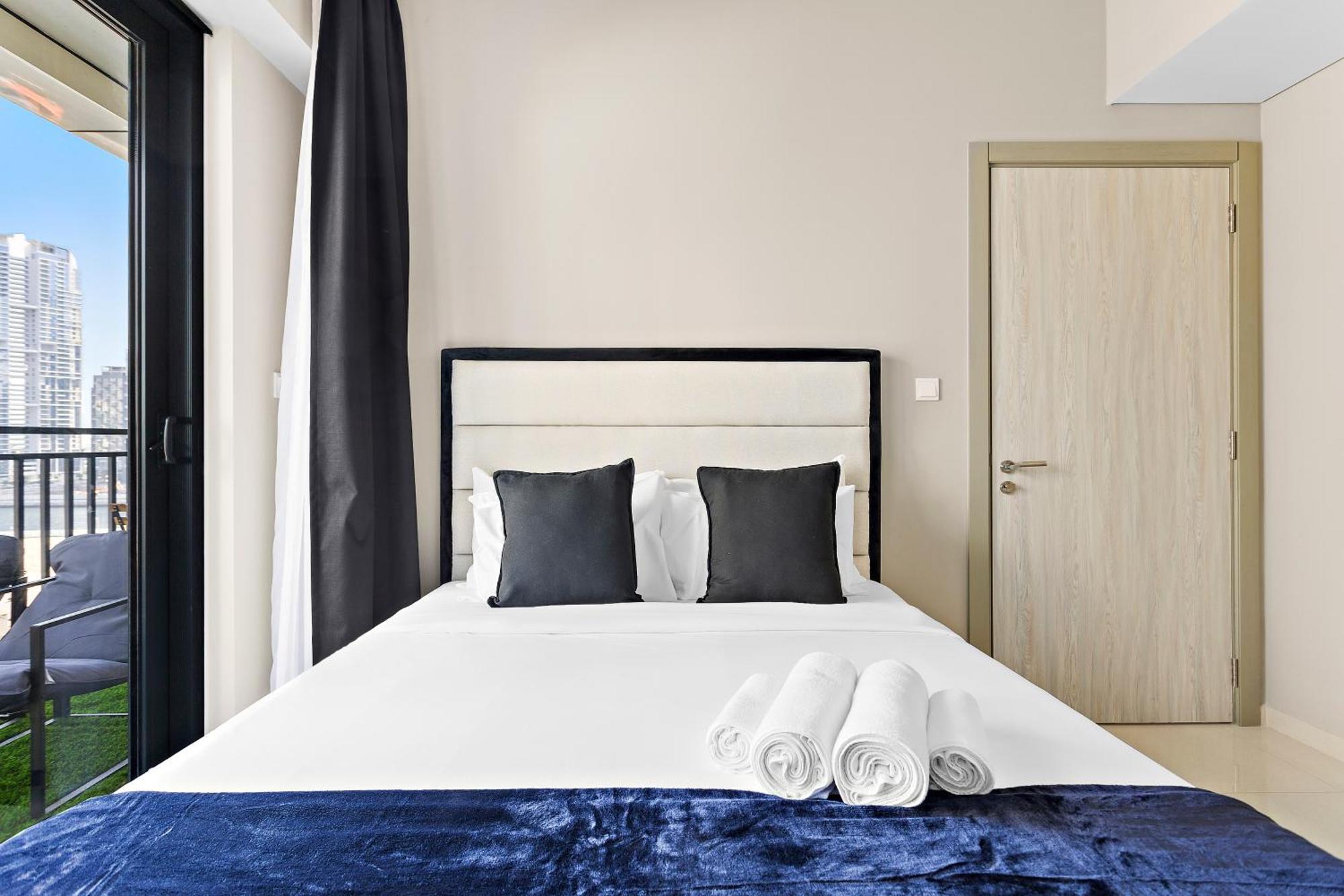 Stunning 1br Business Bay Dubai