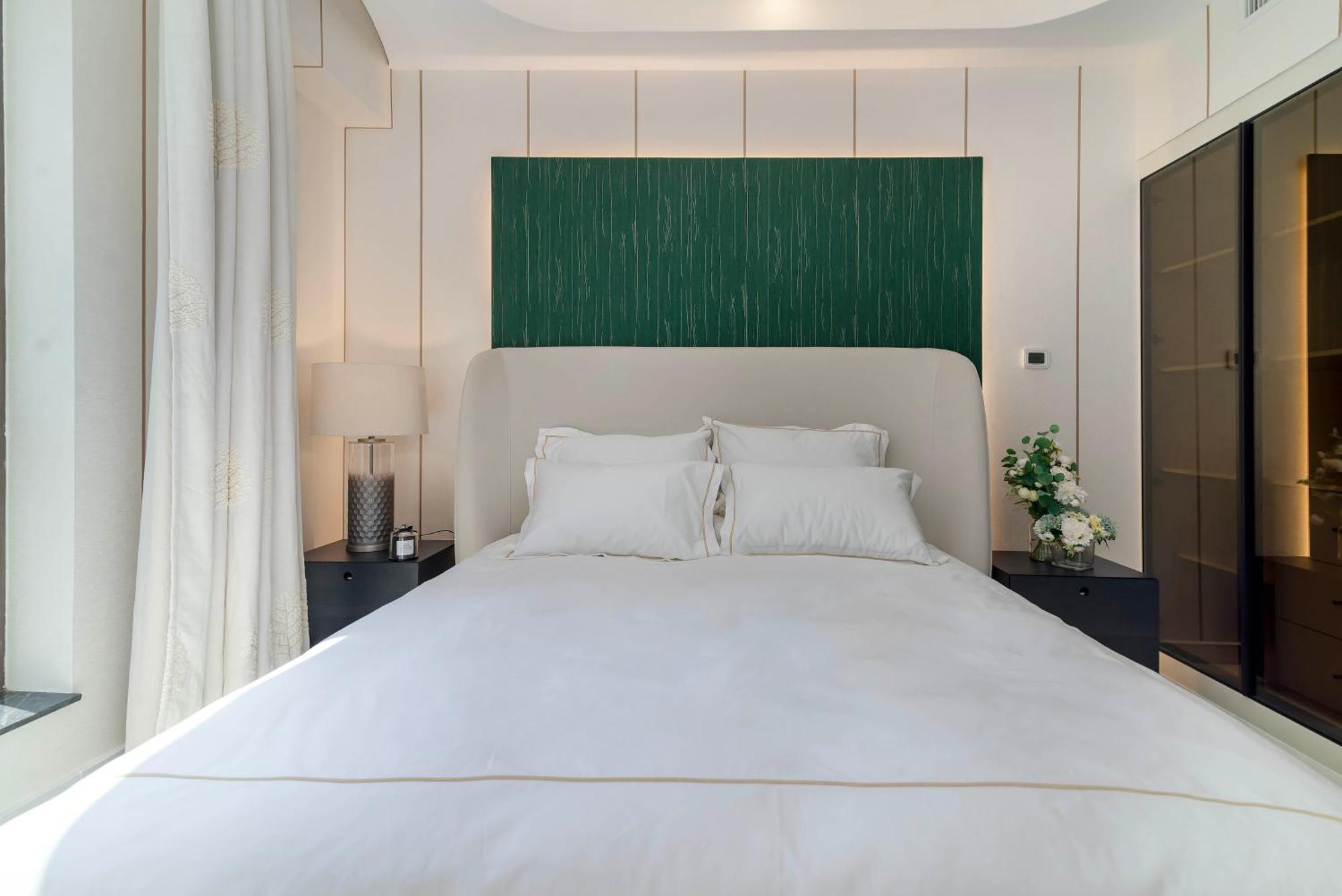 Usmans 4bdrm Sea View Direct Access Fully Serviced Jbr Apartment *