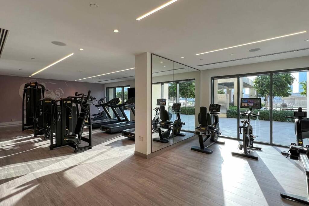 Exclusive 2 & 4 Bedroom With Burj Khalifa - Fountain And Views By Meerak Apartment Dubai