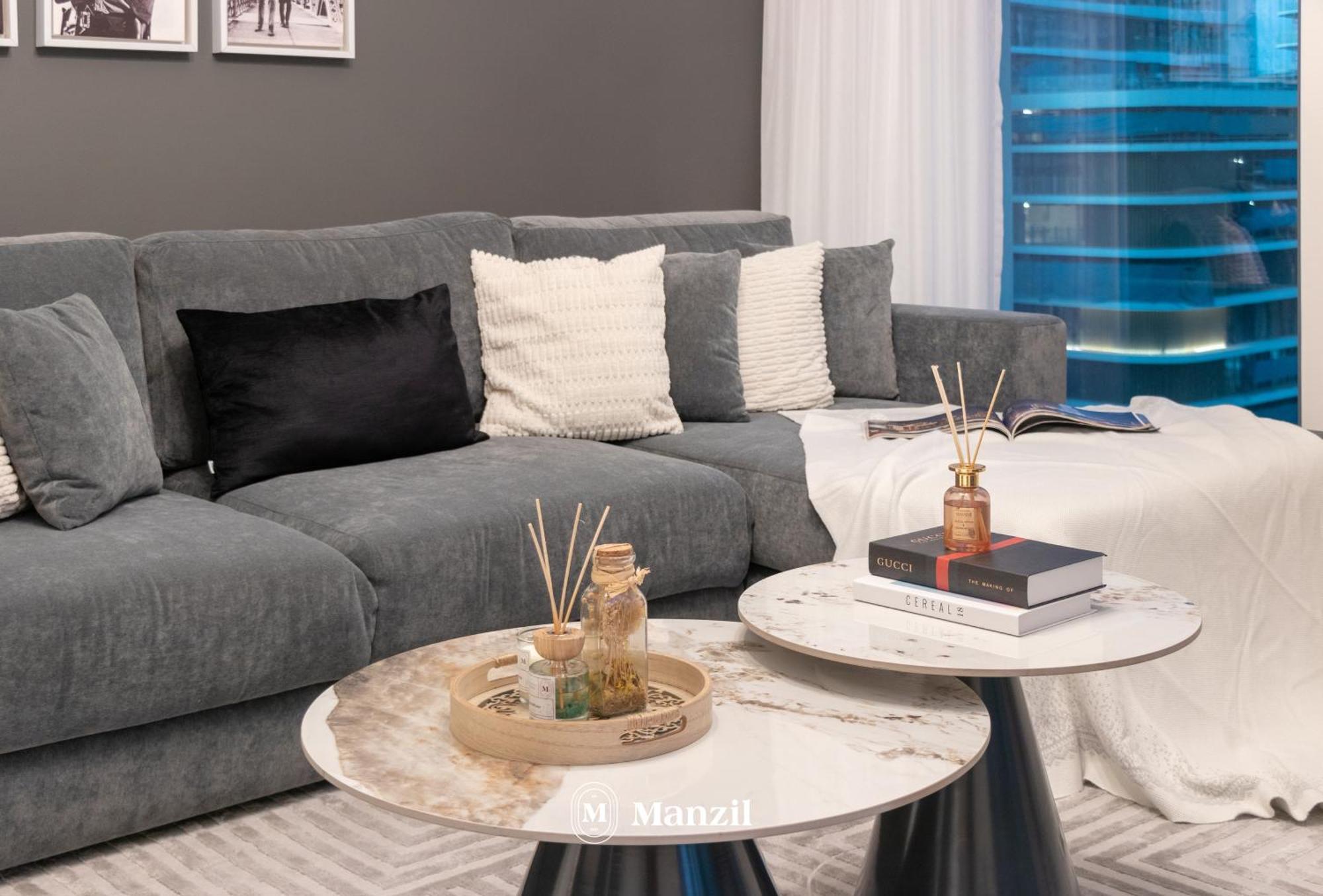 Apartment Manzil - 2br In Emaar Beach Front With Sea View *