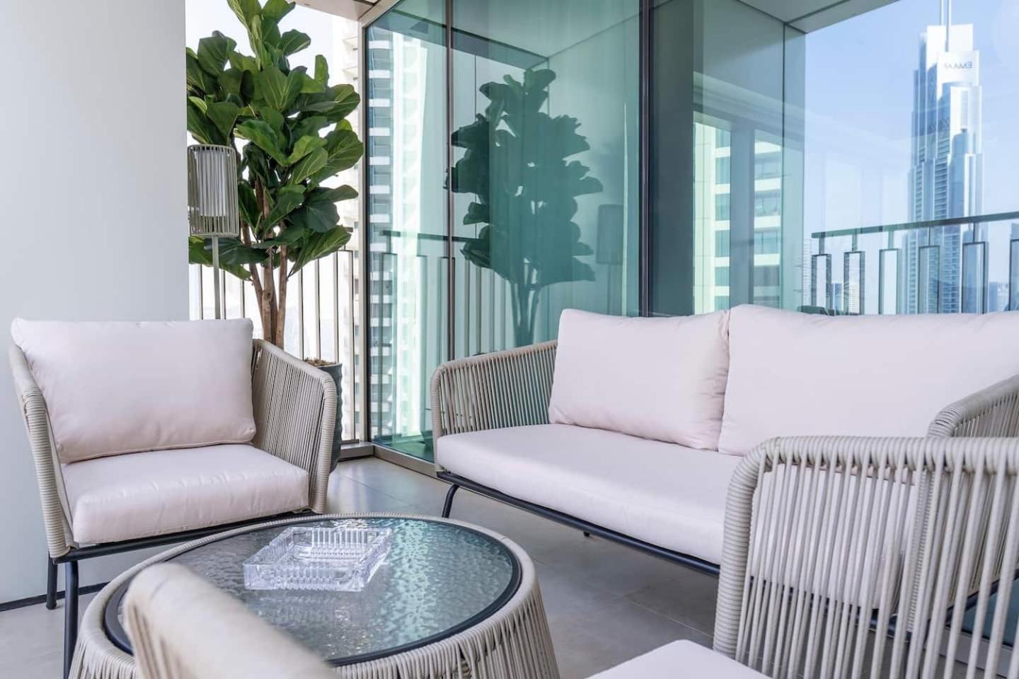 Apartment Stunning Views, Luxury By Chi Living *