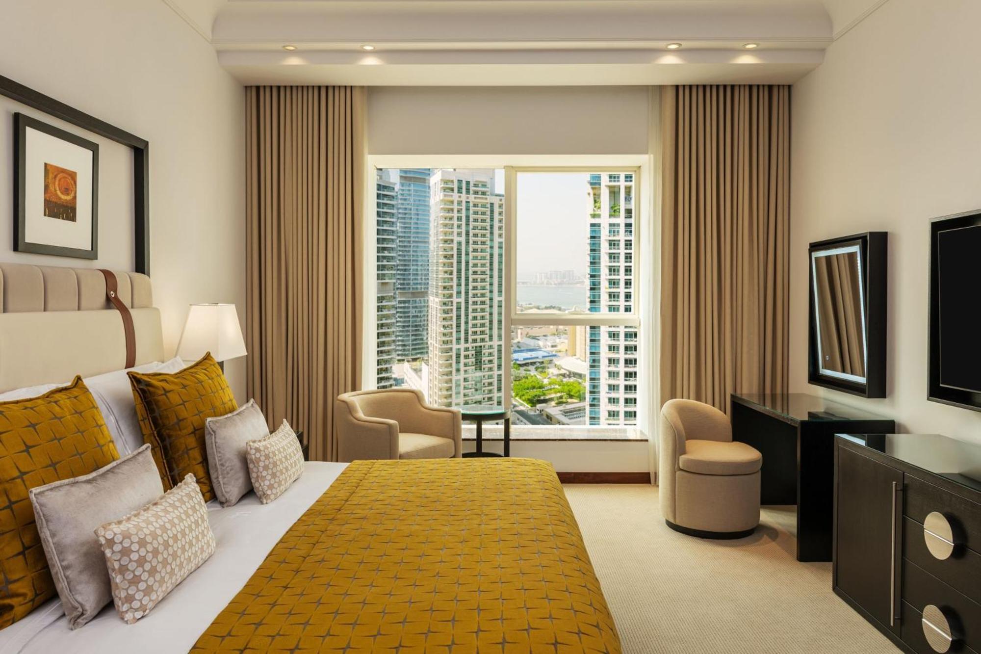 Hotel Grosvenor House, A Luxury Collection Hotel,