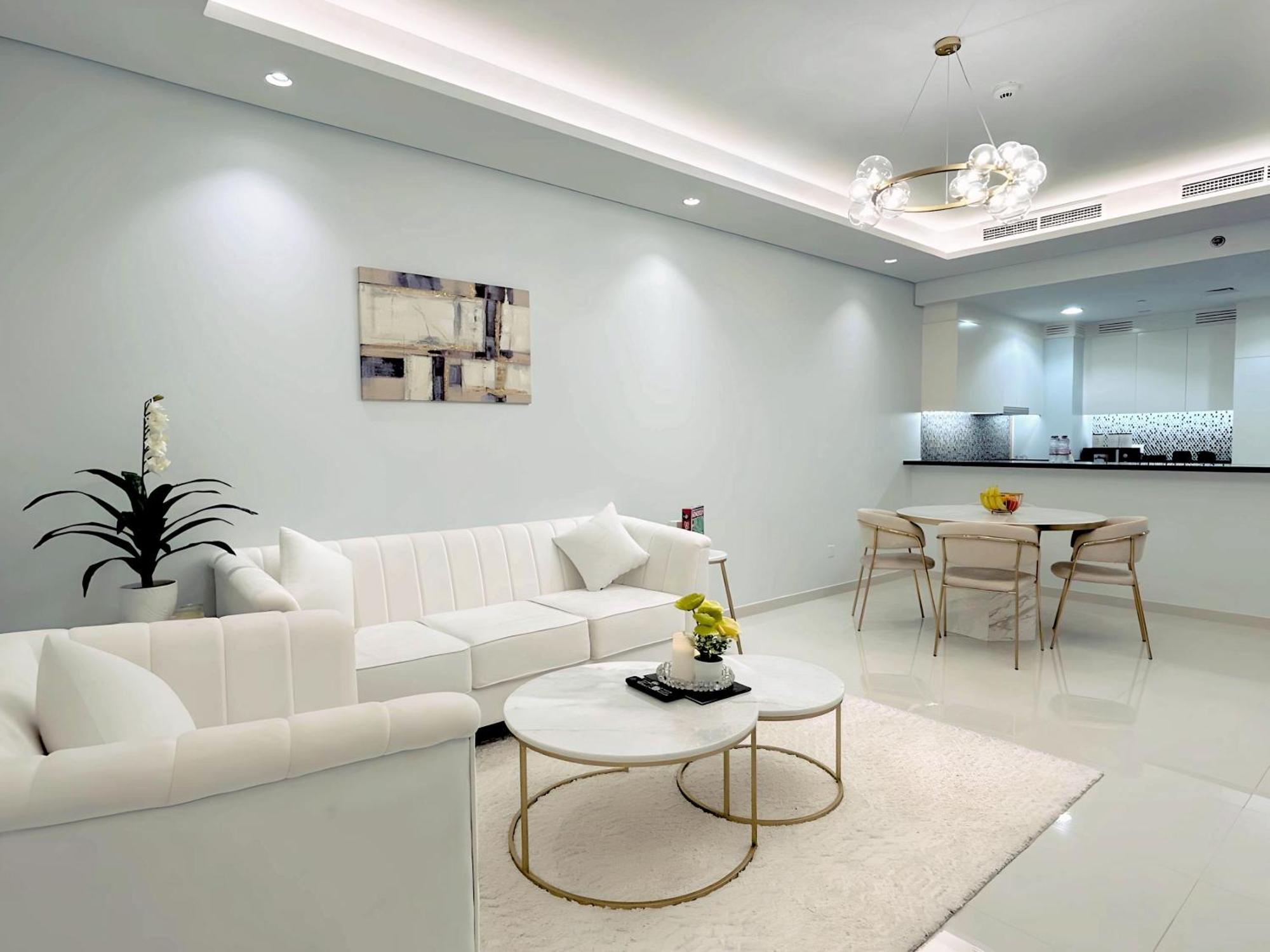 Apartment Skyline Serenity 2br Haven