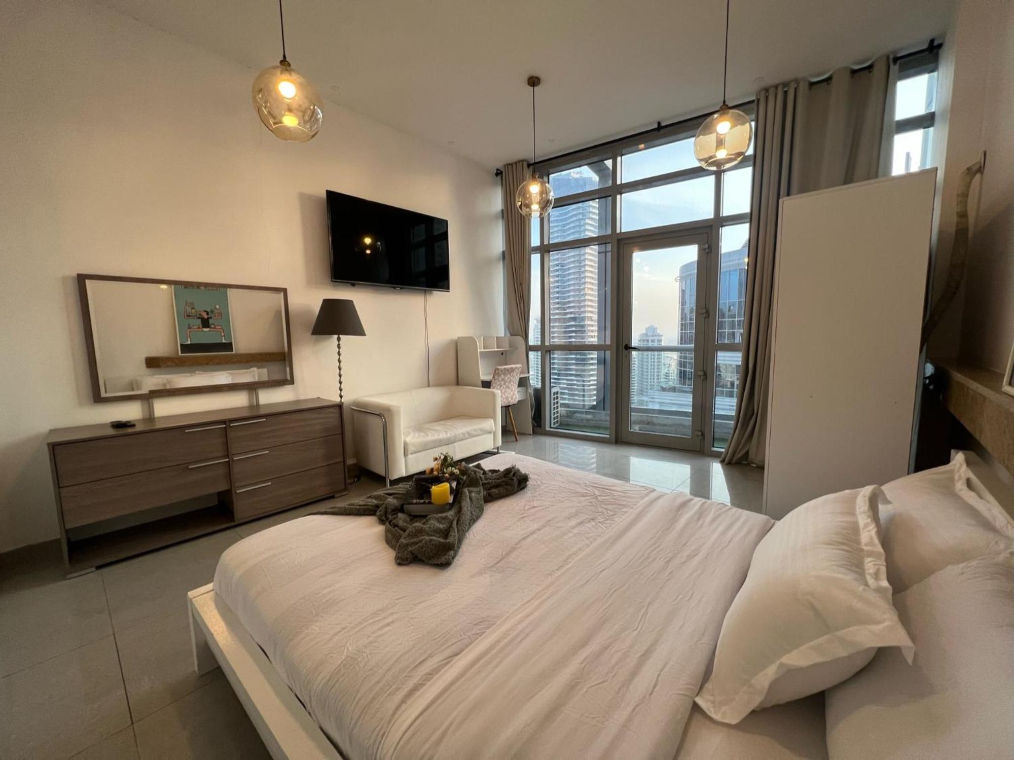 Thepenthouse Coliving I * Dubai