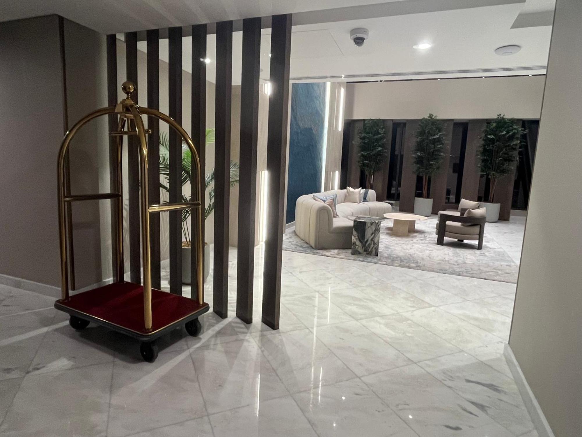 Silverene Towers - Of Choice Apartment Dubai