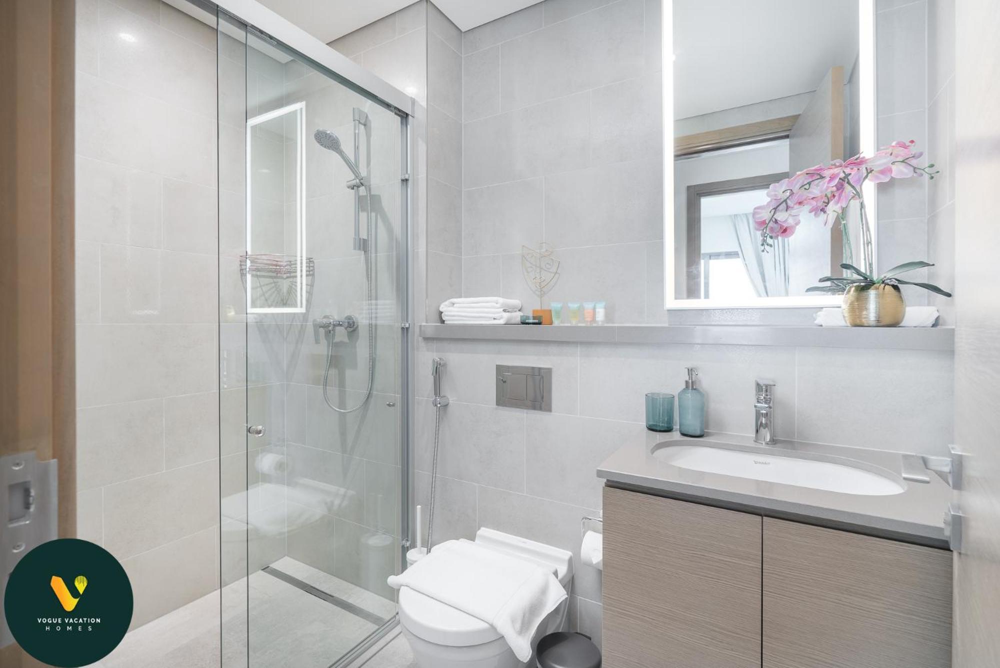 Apartamento Vogue Sobha Hartland Lush Oasis Near Downtown *