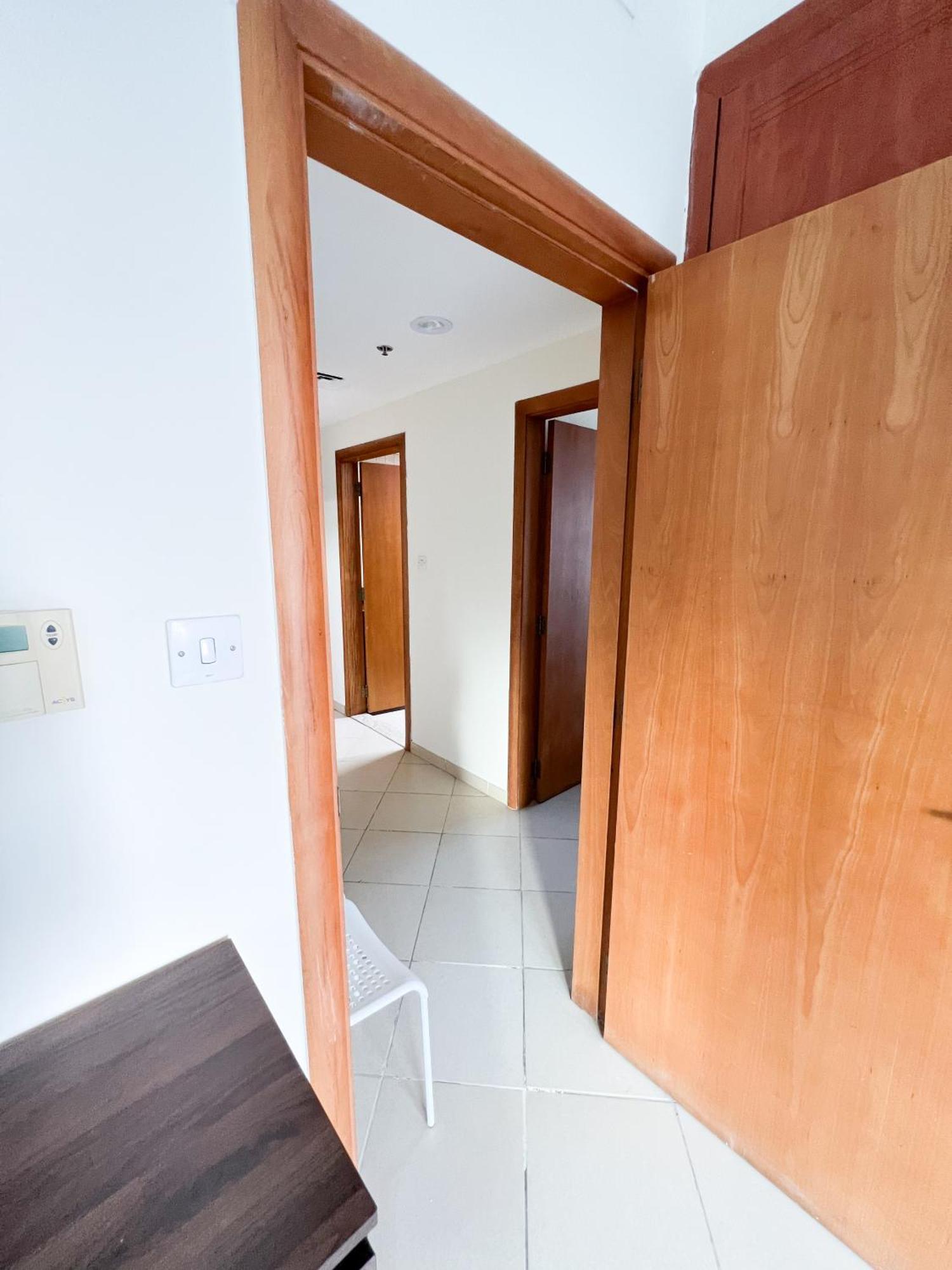 Spacious 2 Bed At Marina High Floor Apartment Dubai