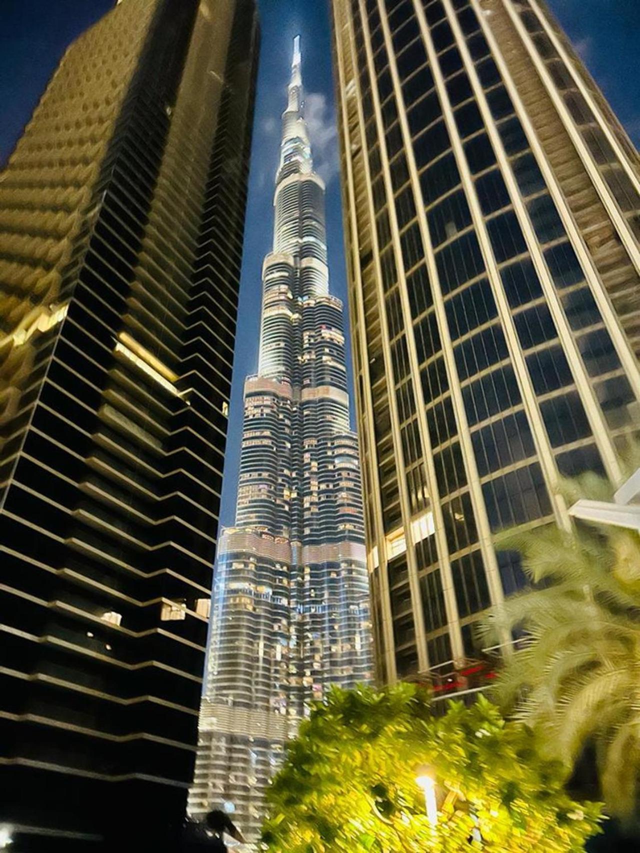 Spacious 2br With Central Location At Standpoint Tower Apartment Dubai