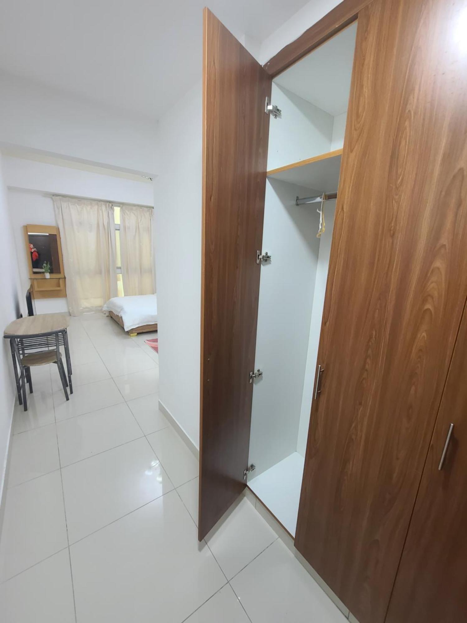 Al Fahad 2 Small For Men Tecom Apartamento