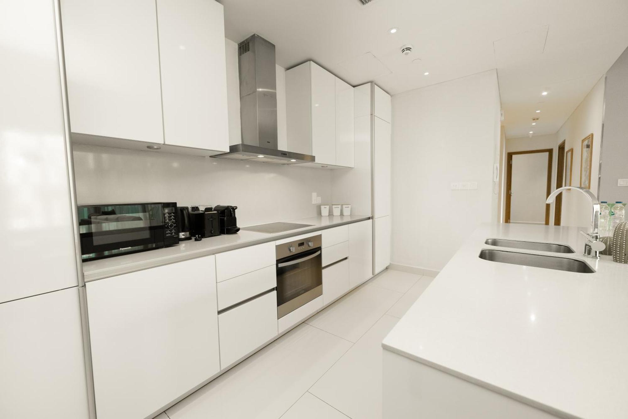 Fam Living Walk - Opposite Walk Mall - 2a *