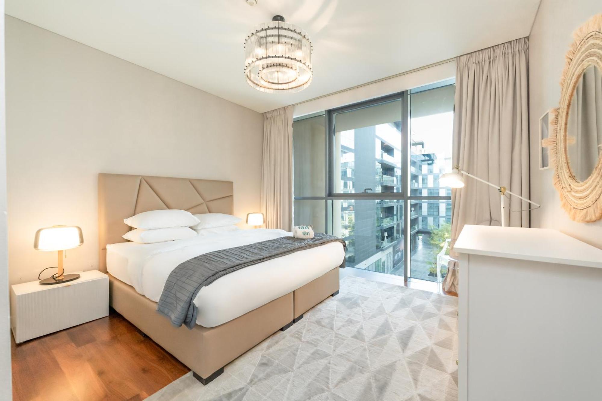 Fam Living Walk - Opposite Walk Mall - 2a