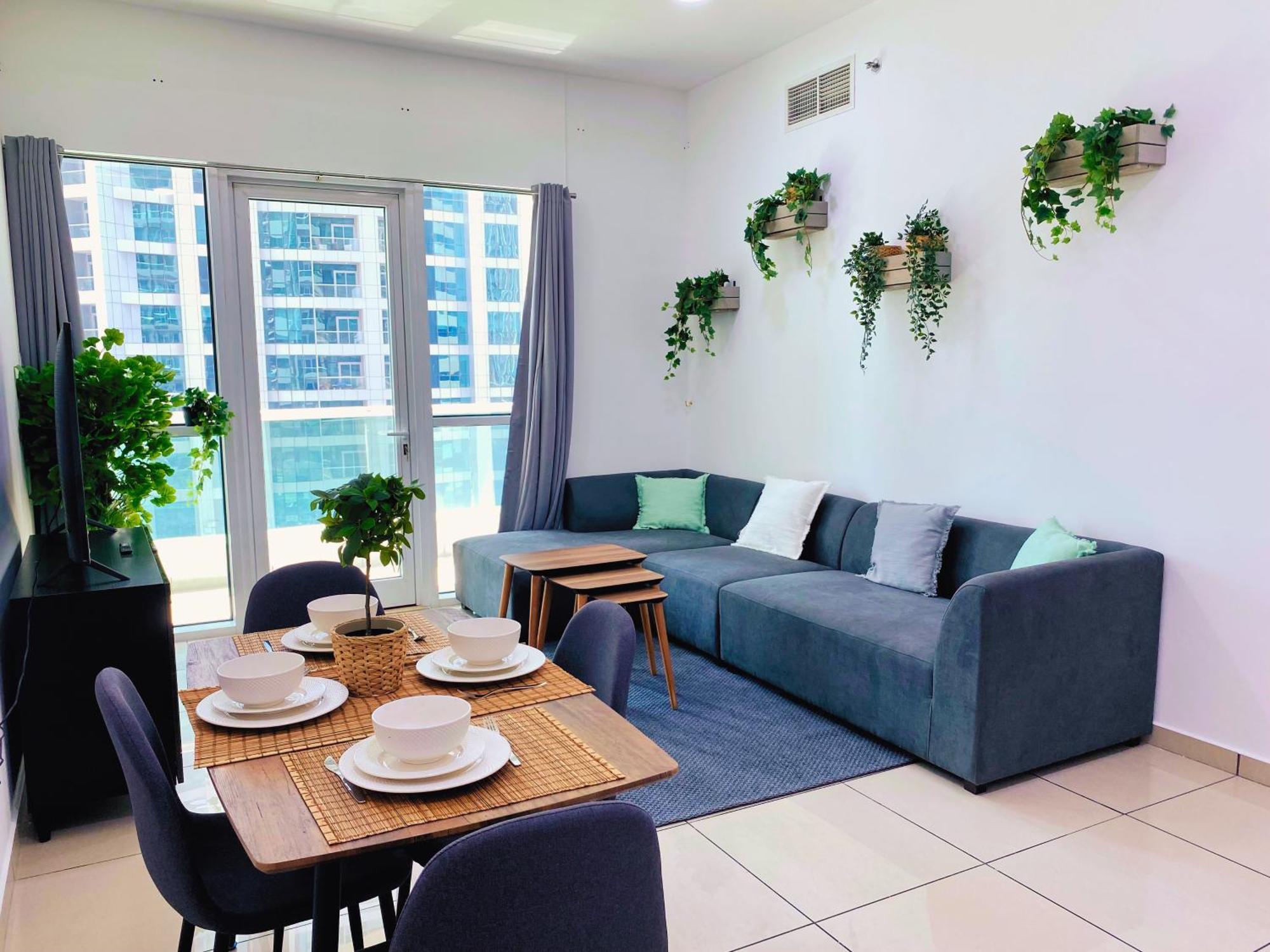Lovely Marina - Partial Sea View Apartment *