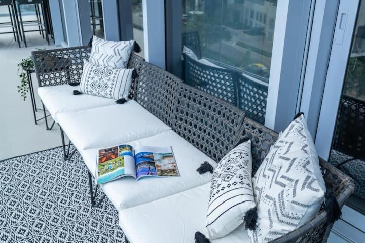 Vogue Downtown - Opera Grand - Burj Khalifa & Fountain Views Apartment Dubai