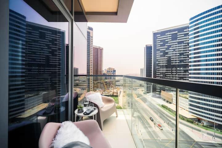 Vogue Downtown - Bellevue Towers Dubai