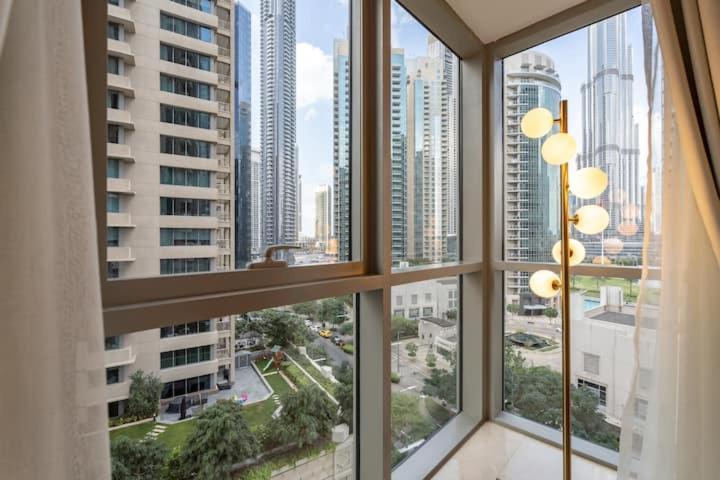 Vogue Downtown - Boulevard Tower - Burj Khalifa View Dubai