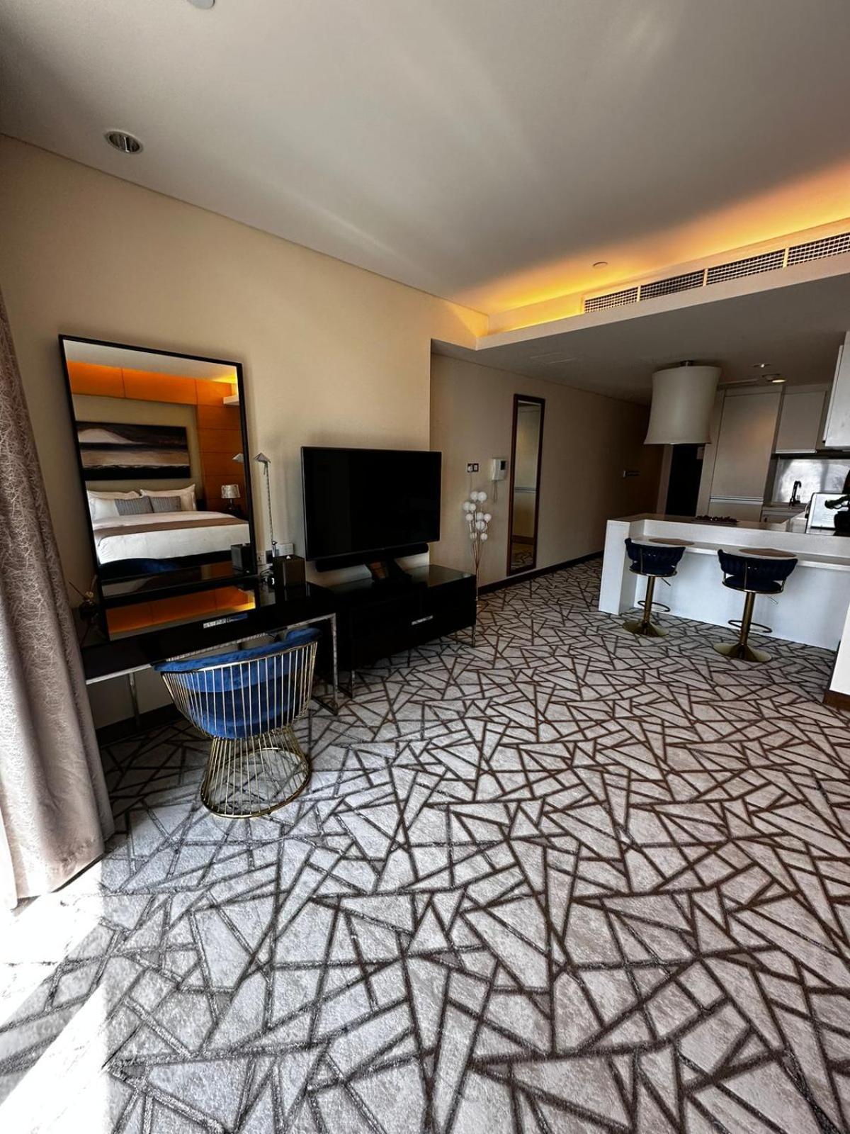 Apartment Mall Fashion Avenue Burj Khalifa View Residence- Formerly Address Mall *