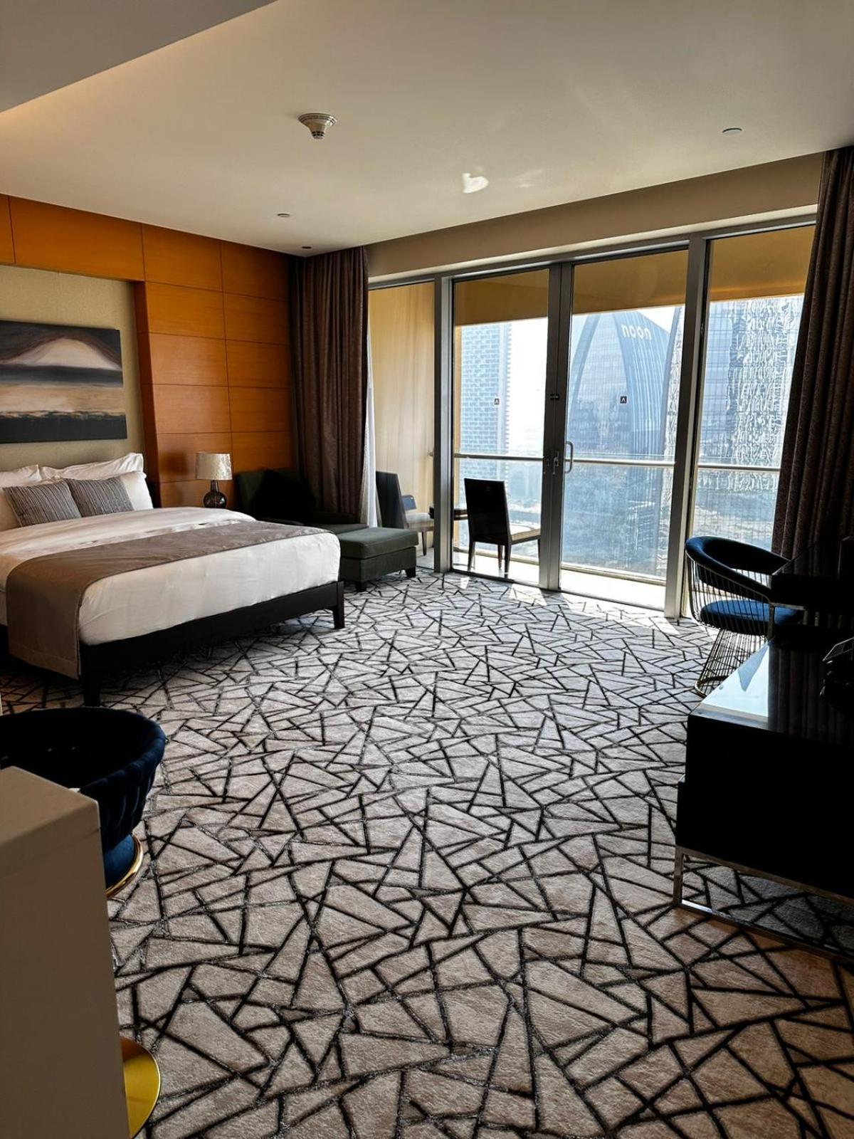 Mall Fashion Avenue Burj Khalifa View Residence- Formerly Address Mall Apartment Dubai