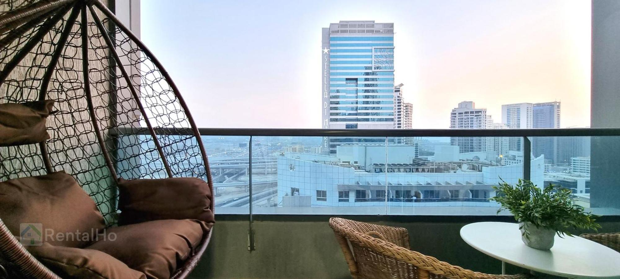 Amazing Sky View In Marina Dubai